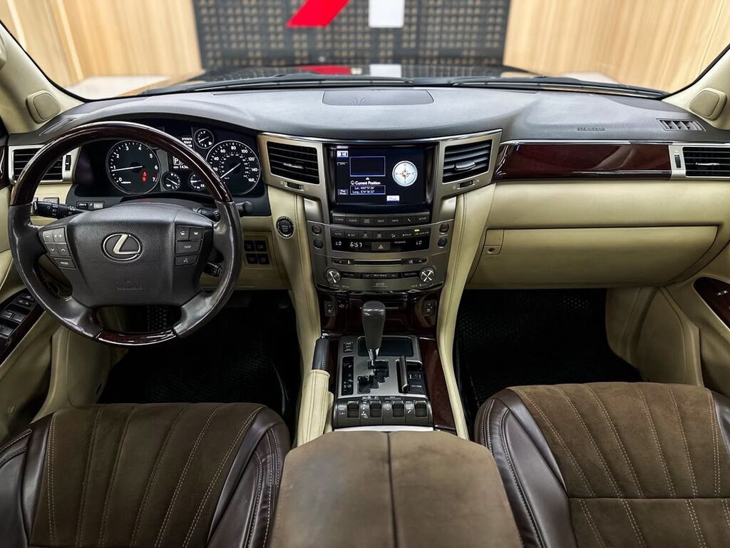 Lexus LX: 2014 г., 5.7 л, Автомат, Бензин, Внедорожник: фото 7