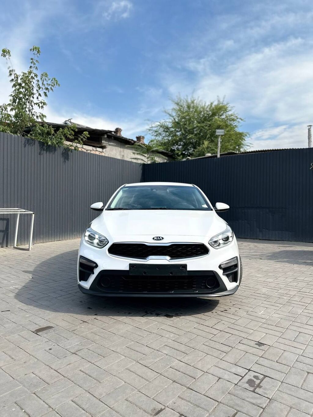 Kia Cerato: 2020 г., 1.6 л, Автомат, Бензин, Седан: фото 1