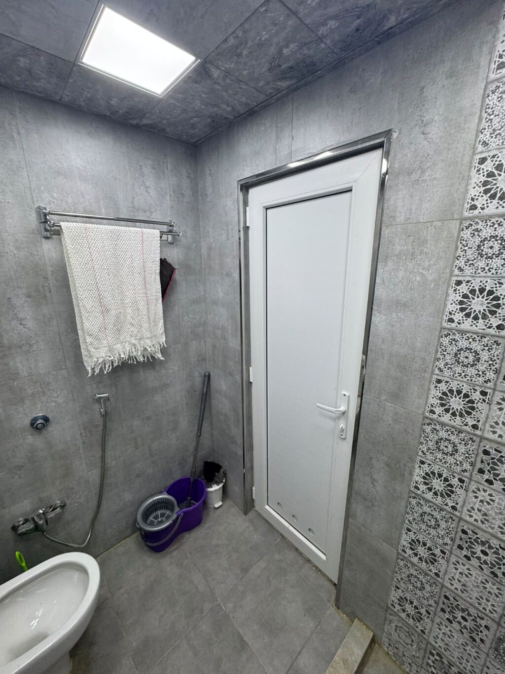 Bakı, 3 otaqlı, Köhnə tikili, m. Nəriman Nərimanov, 65 kv. m