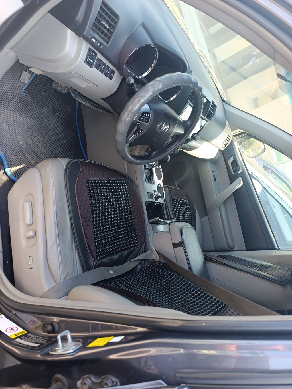 Toyota Highlander: 2011 г., 3.5 л, Автомат, Бензин, Минивэн: фото 4