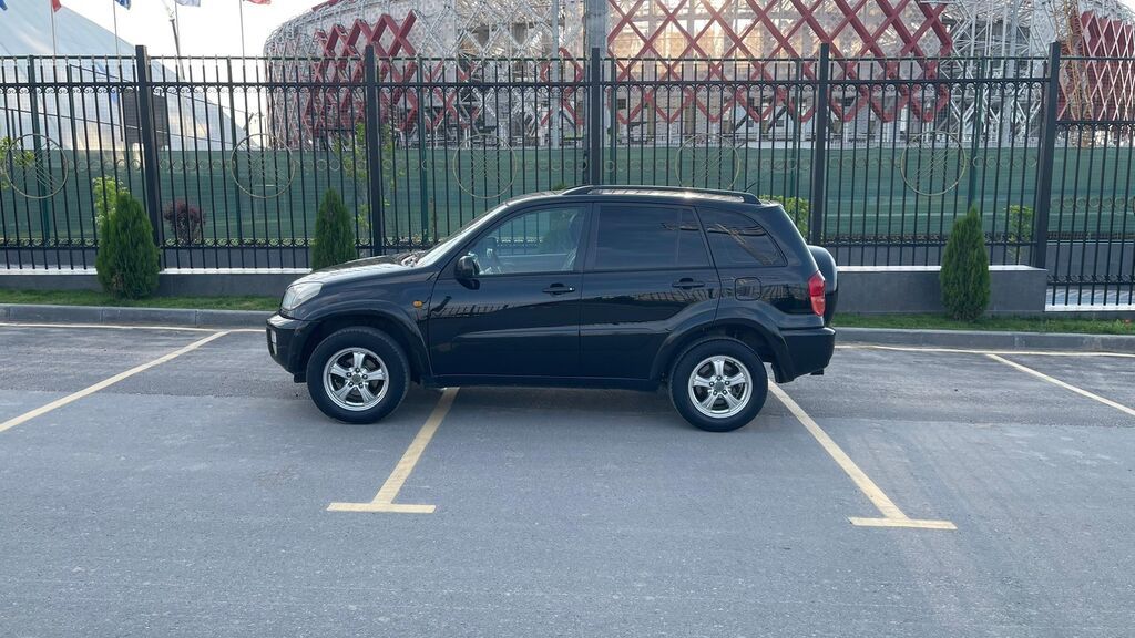 Toyota RAV4: 2002 г., 2 л, Автомат, Бензин, Кроссовер: фото 4