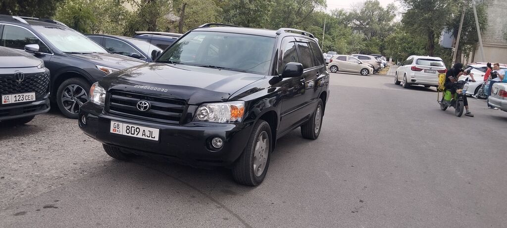 Toyota Highlander: 2004 г., 3.3 л, Автомат, Газ, Кроссовер: фото 1