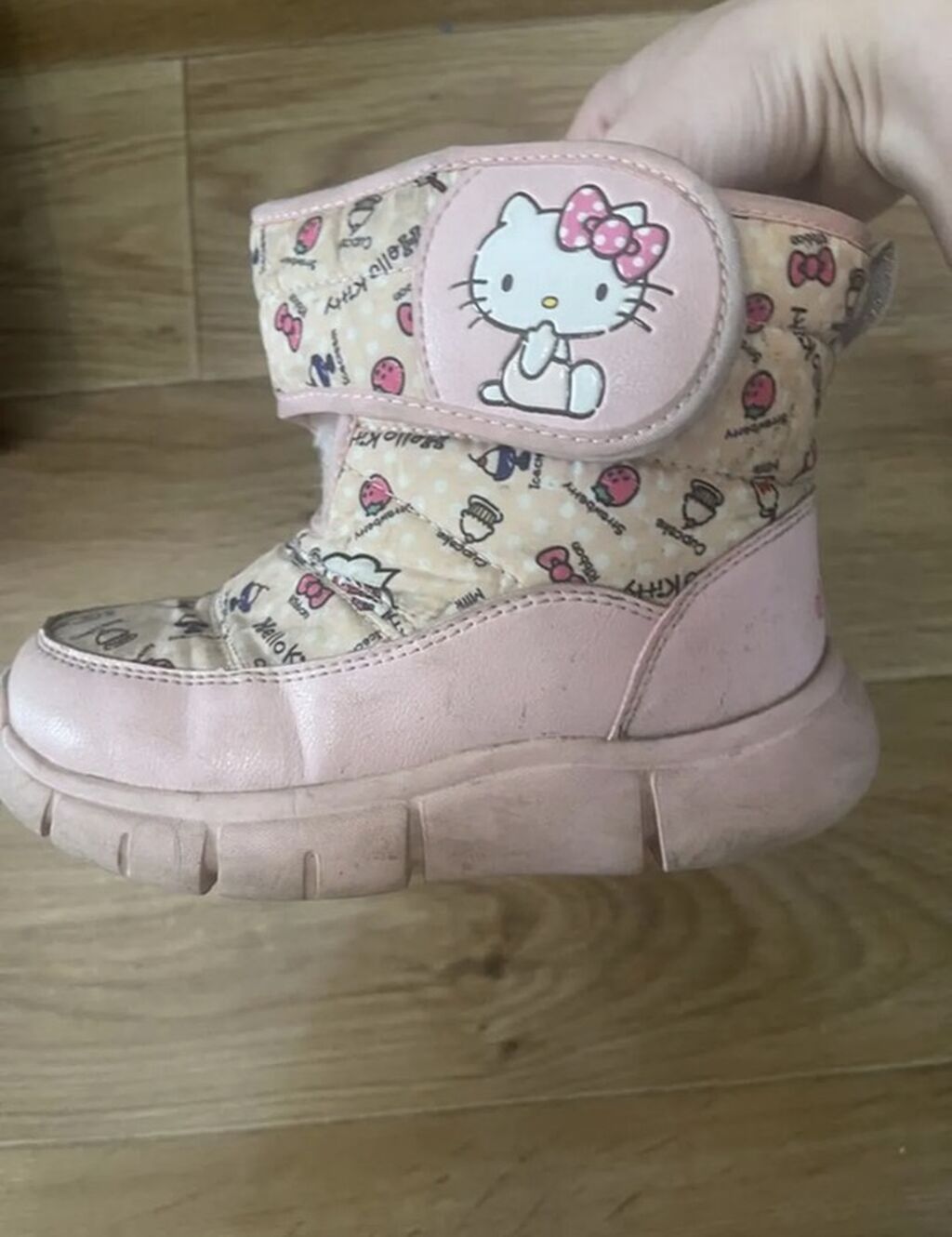 Детские зимние сапожки с персонажем Hello Kitty - Цвет
