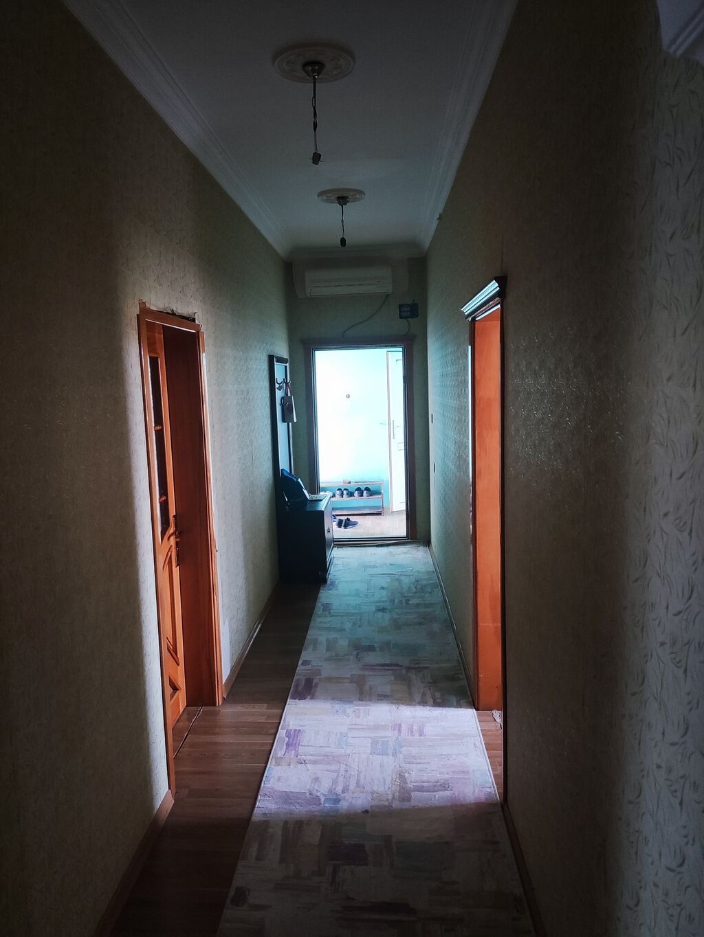 Mehdiabad 7 otaqlı, 204 kv. m, Orta təmir