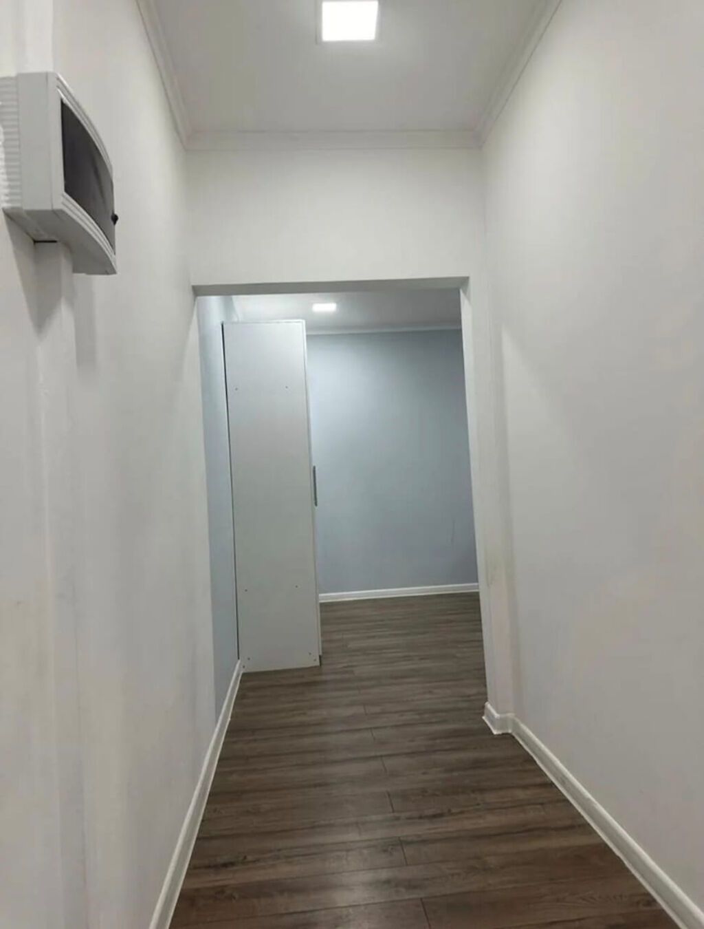 1 комната, 52 м², Кок-Жар мкр 106 серия улучшенная, 8 этаж, Свежий ремонт: фото 2