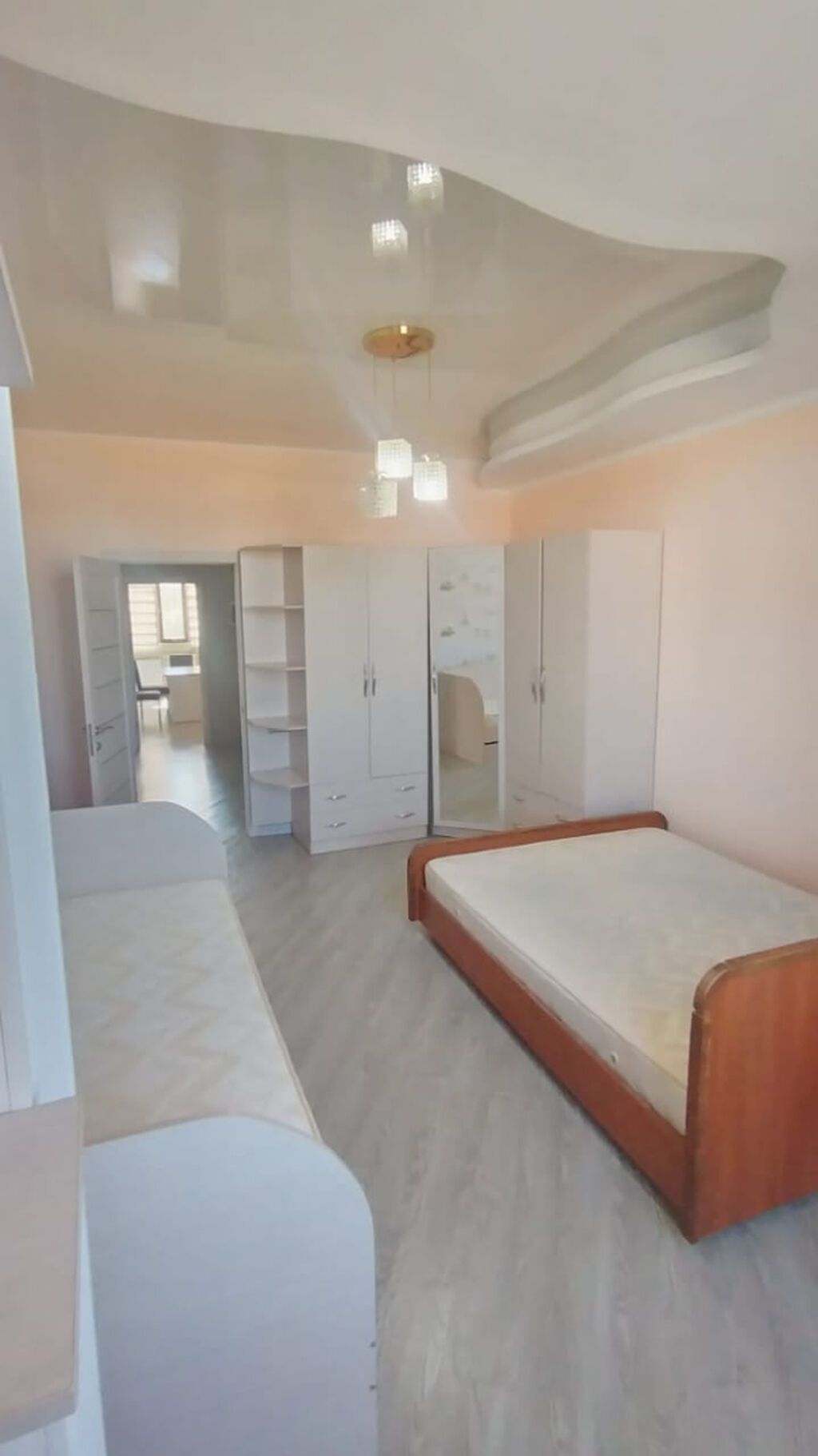 3 комнаты, 94 м², Элитка, 2 этаж, Косметический ремонт: фото 2