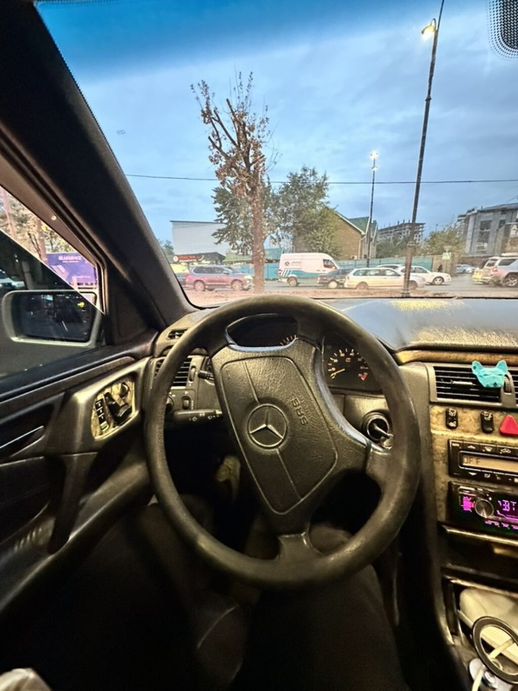 Mercedes-Benz E-Class: 1996 г., 3.2 л, Автомат, Бензин, Седан: фото 6
