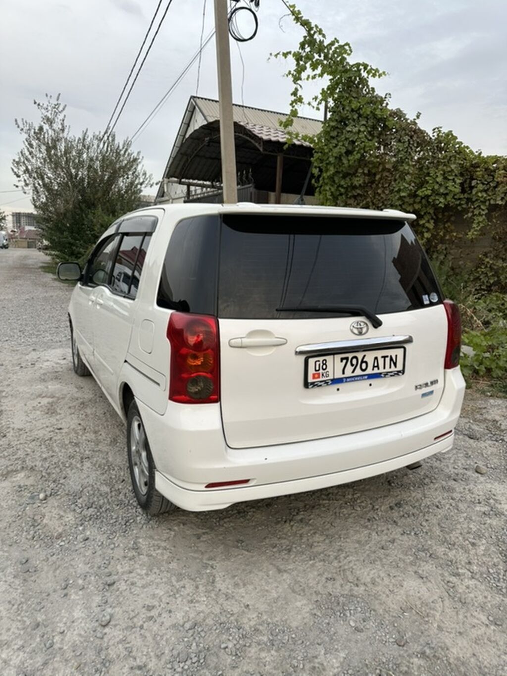 Toyota Raum: 2004 г., 1.5 л, Автомат, Бензин, Минивэн: фото 3
