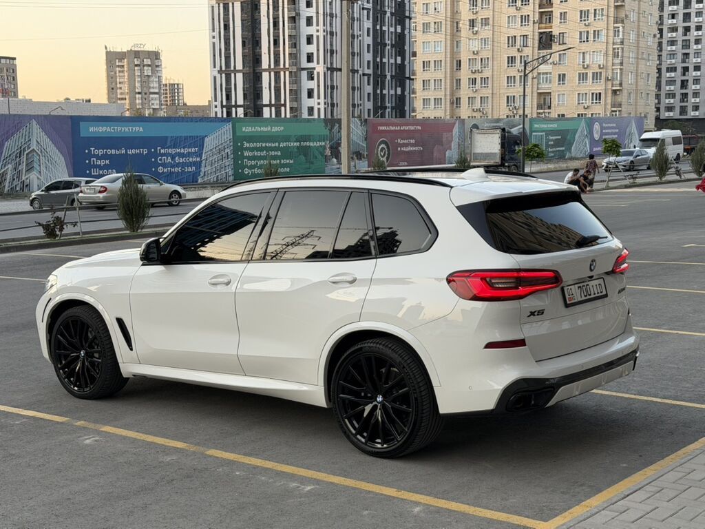BMW X5: 2020 г., 3 л, Автомат, Бензин, Кроссовер: фото 3