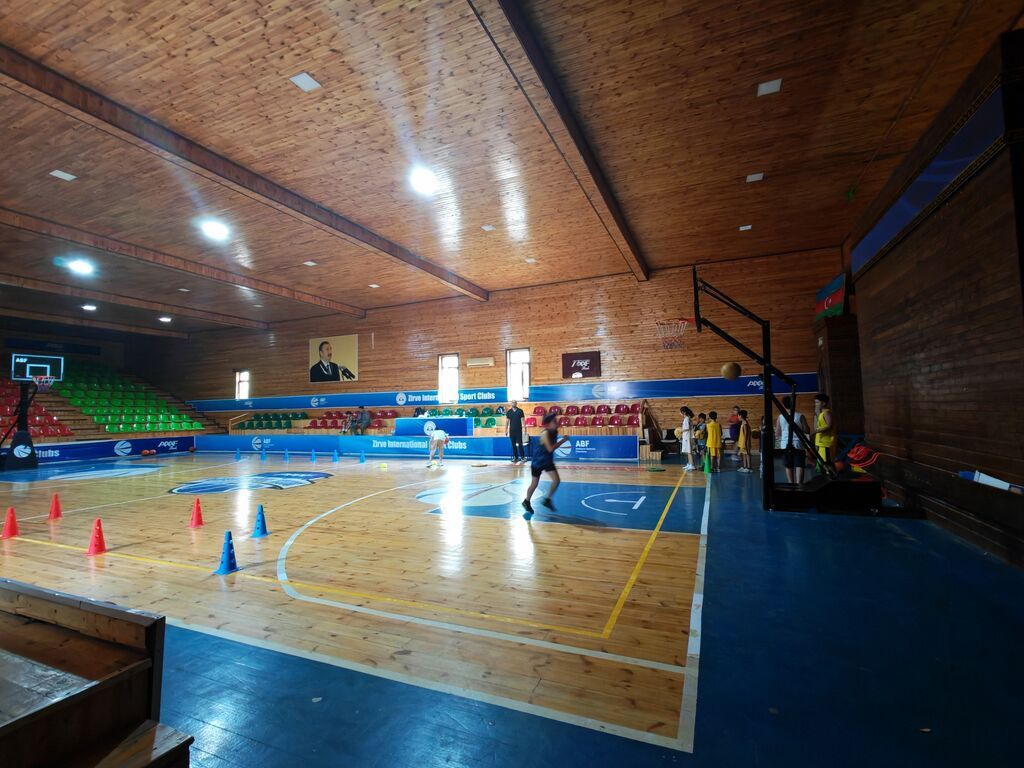 Xirdalan seherinde idman kompleksi icareye verilir ve elave basqa
