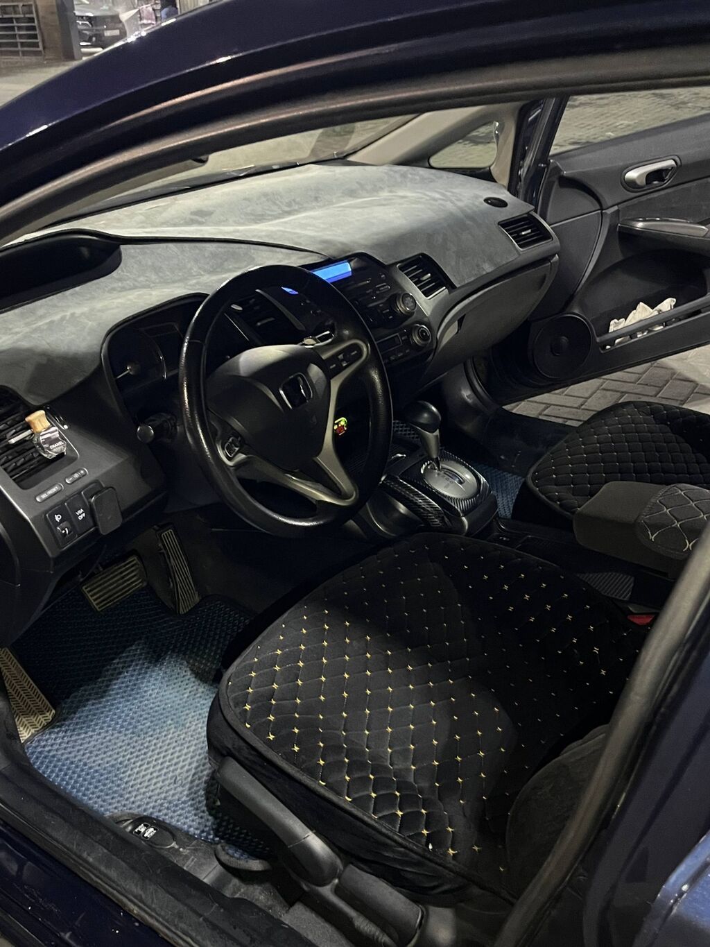 Honda Civic: 2006 г., 1.8 л, Автомат, Бензин, Седан: фото 7