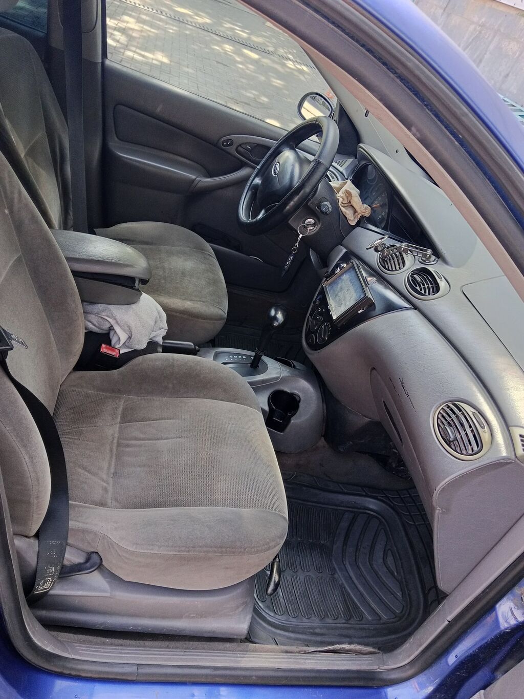 Ford Focus: 2002 г., Автомат, Универсал: фото 2