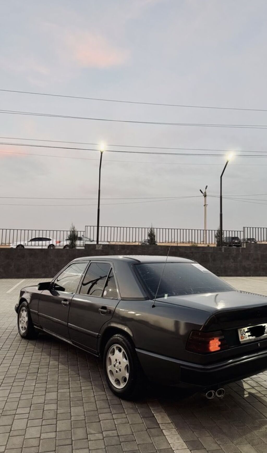 Mercedes-Benz W124: 1988 г., 2.6 л, Автомат, Бензин, Седан: фото 3
