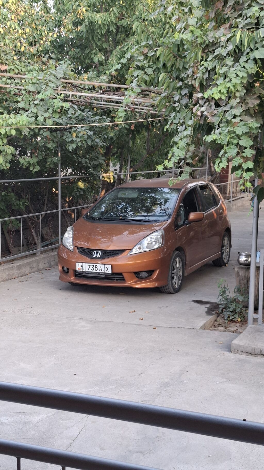 Honda Fit: 2008 г., Автомат, Бензин, Хэтчбэк: фото 1