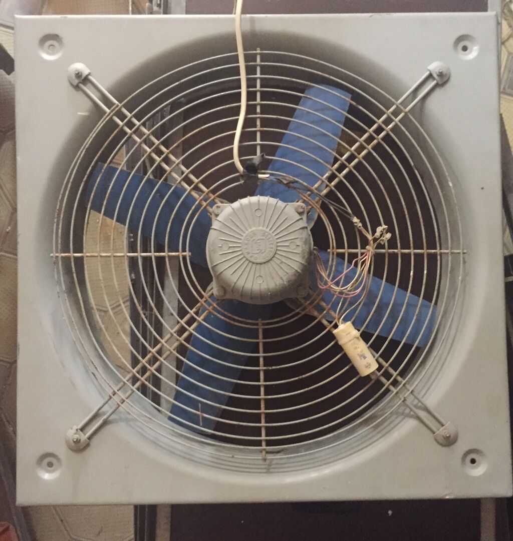 Ventilyatorlar Havalandırma mühərriki ventilator satılır. Guclu demir: 200 AZN ...