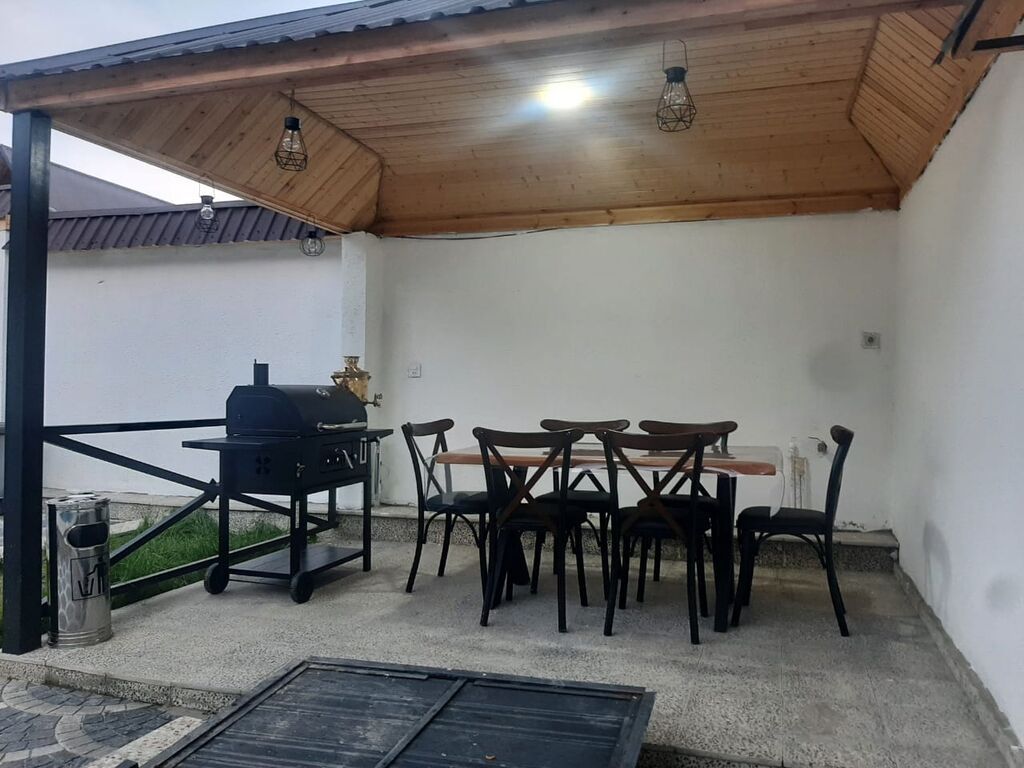 120 kv. m, 4 otaqlı, Hovuzlu