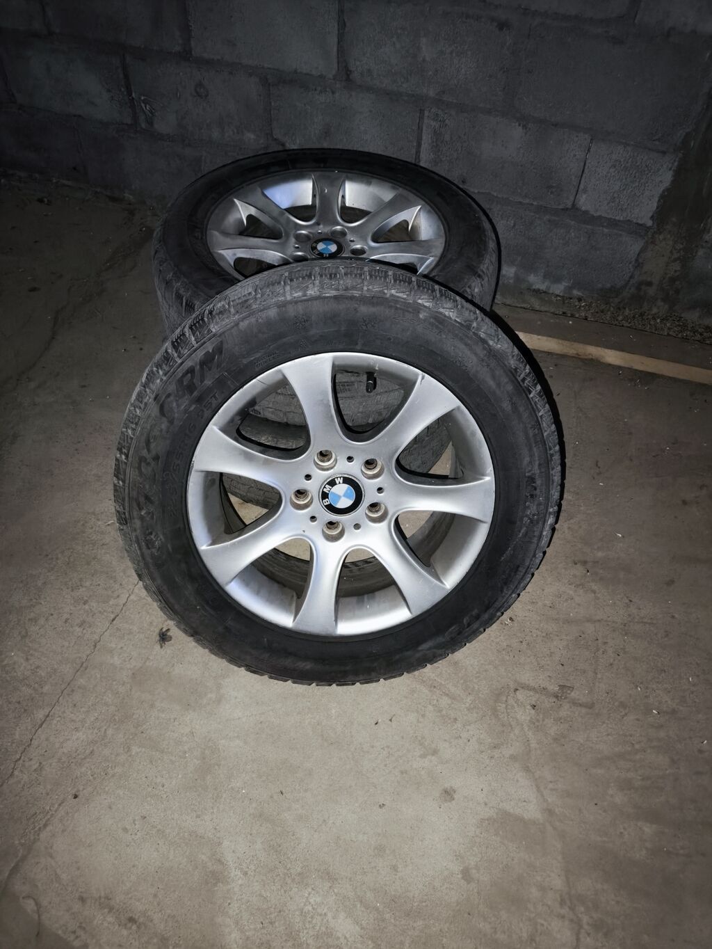 Колеса в сборе 225 / 55 / R 16, Зимняя шипованная, Б/у, Комплект, Легковые, Литые, отверстий - 5: фото 2