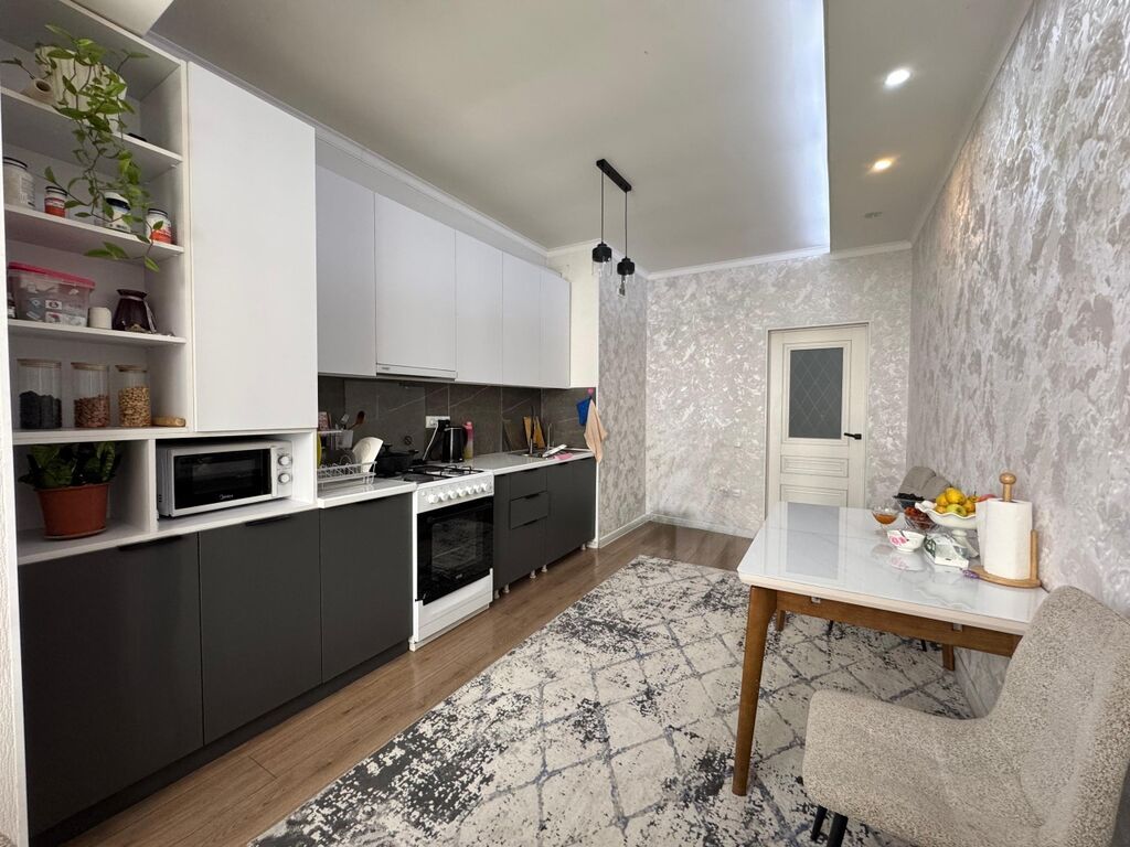 2 комнаты, 75 м², Восток-5 мкр Элитка, 4 этаж, Евроремонт: фото 6