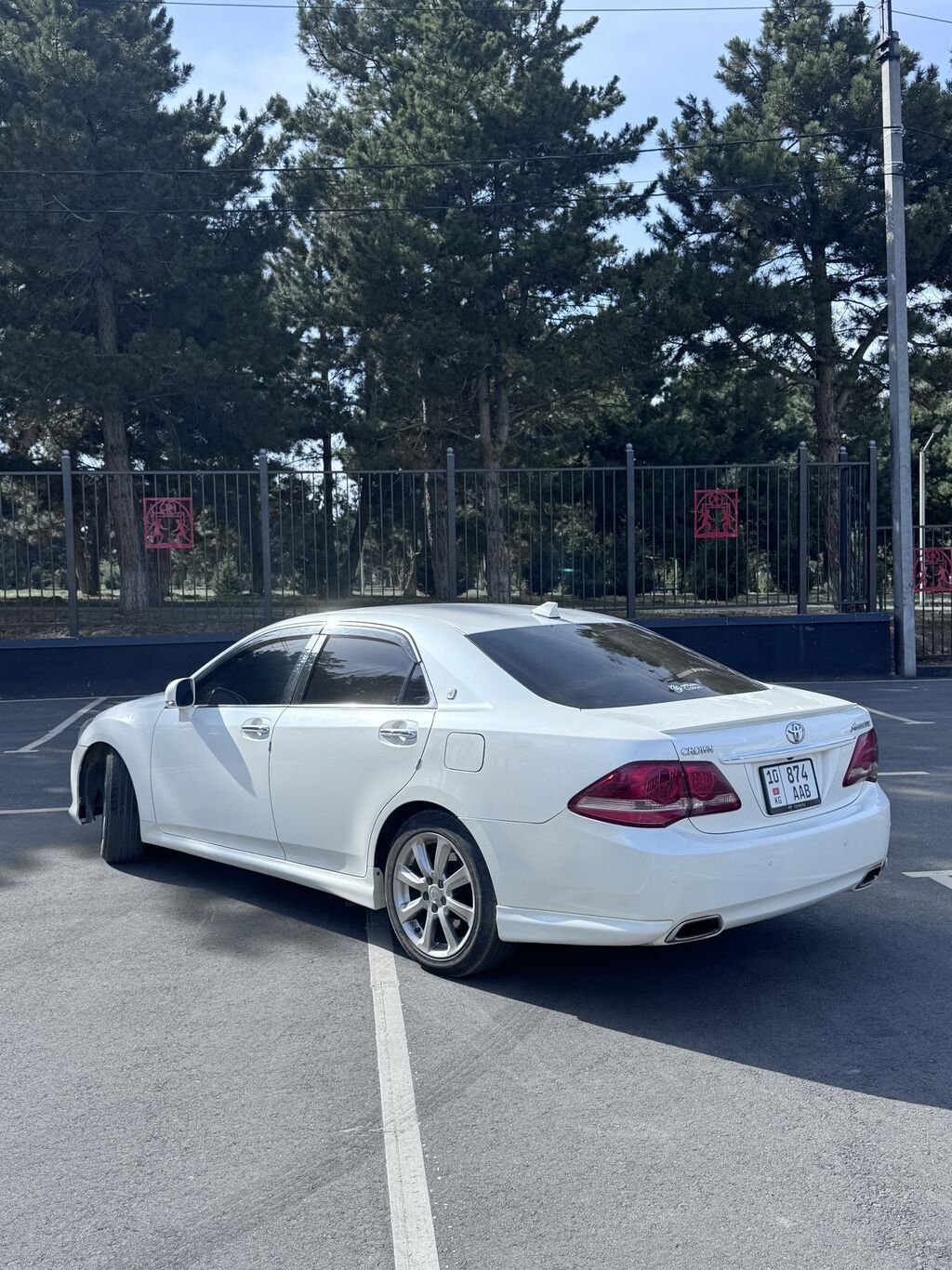 Toyota Crown: 2011 г., 3.5 л, Автомат, Бензин, Седан: фото 3