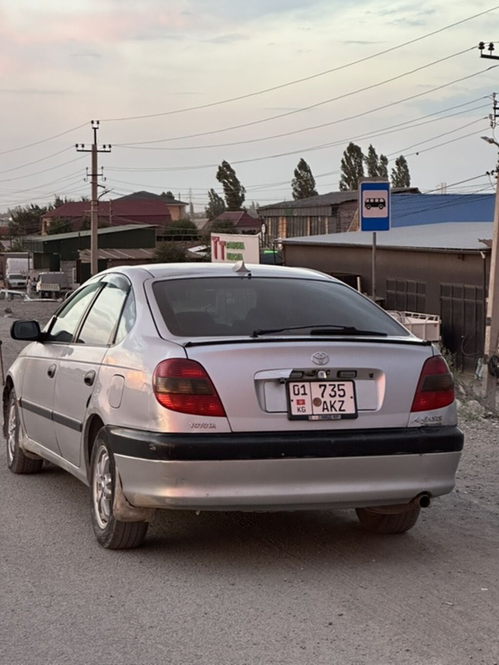 Toyota Avensis: 2002 г., 1.8 л, Автомат, Лифтбек — фото 4