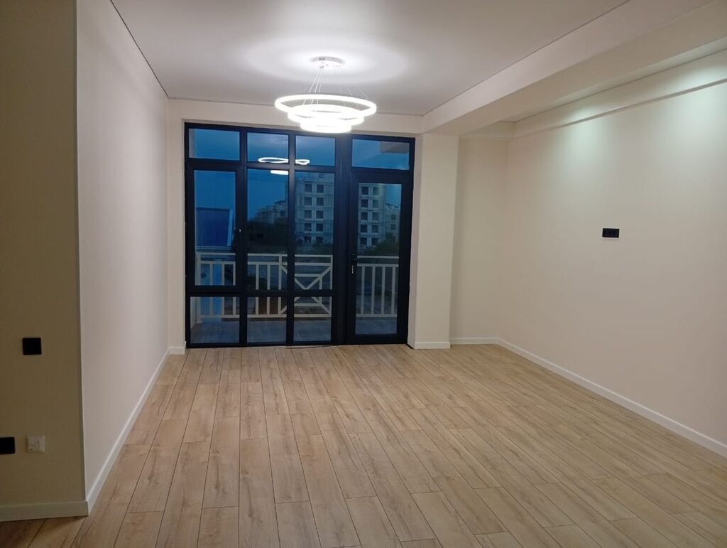 2 комнаты, 65 м², 2 этаж, Свежий ремонт: фото 1
