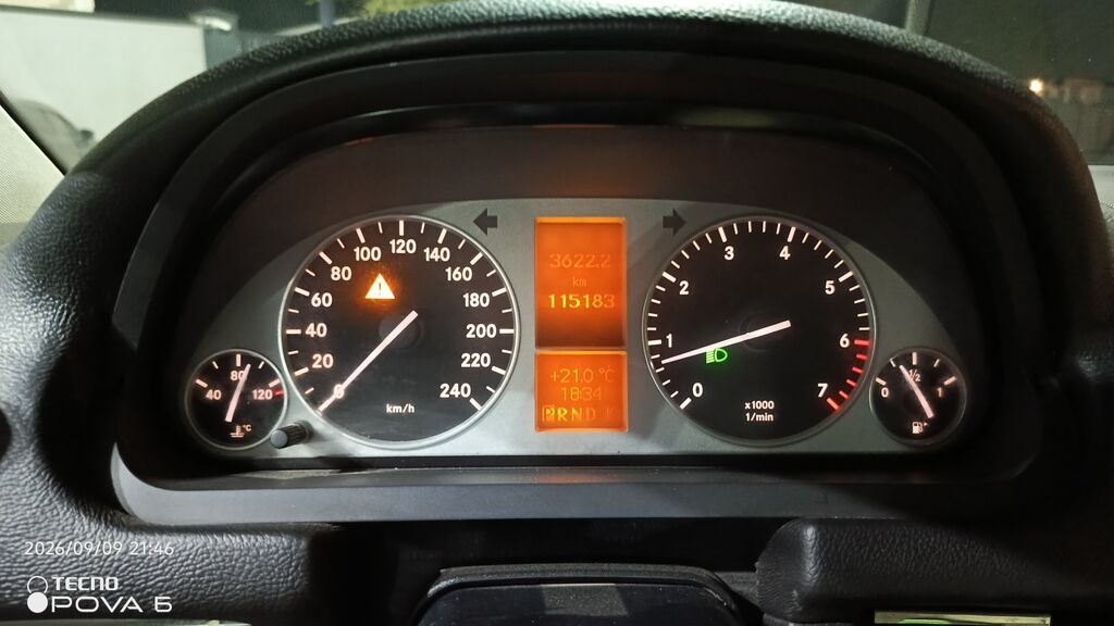 Mercedes-Benz B-Class: 2009 г., 1.8 л, Автомат, Бензин, Хэтчбэк: фото 7