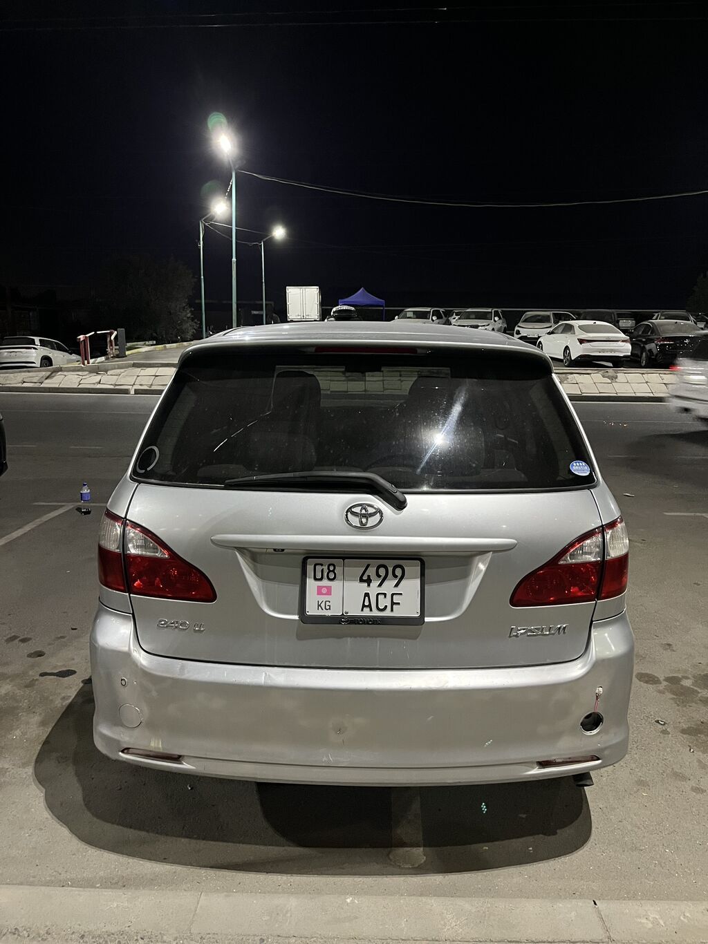 Toyota Ipsum: 2004 г., Автомат, Газ, Минивэн: фото 6