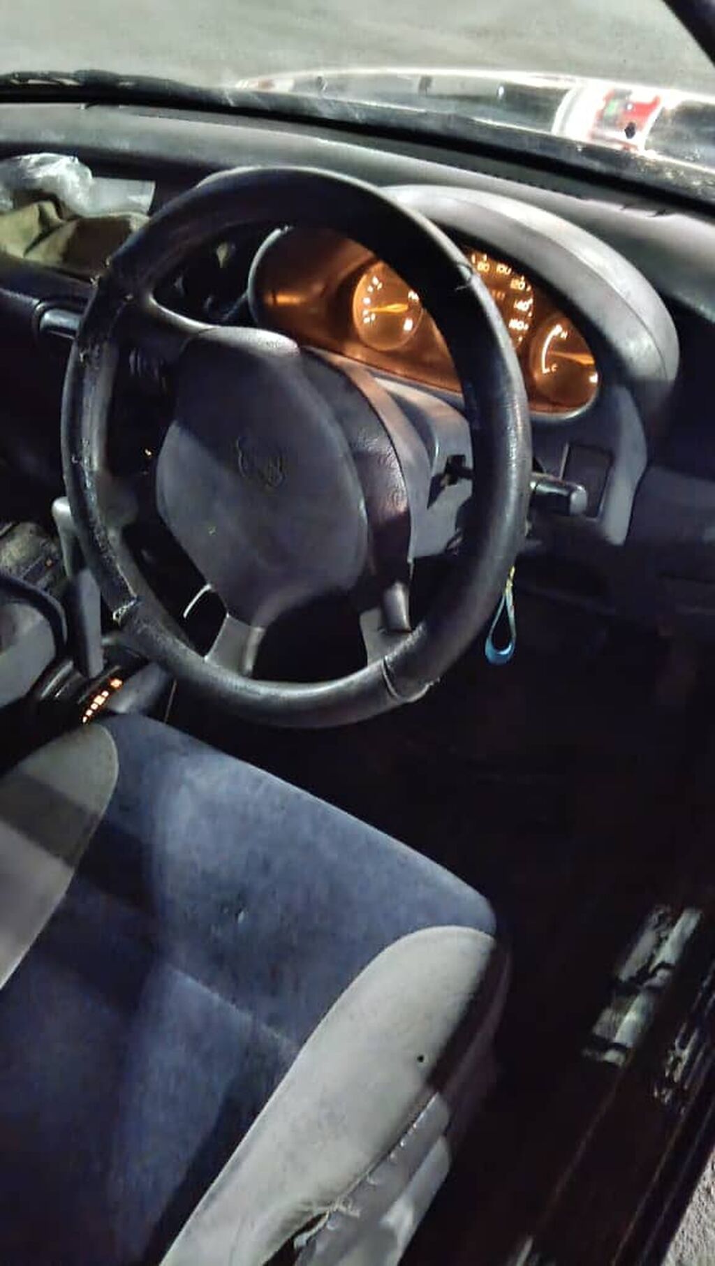 Nissan Micra: 1996 г., 1 л, Автомат, Бензин, Хэтчбэк: фото 5