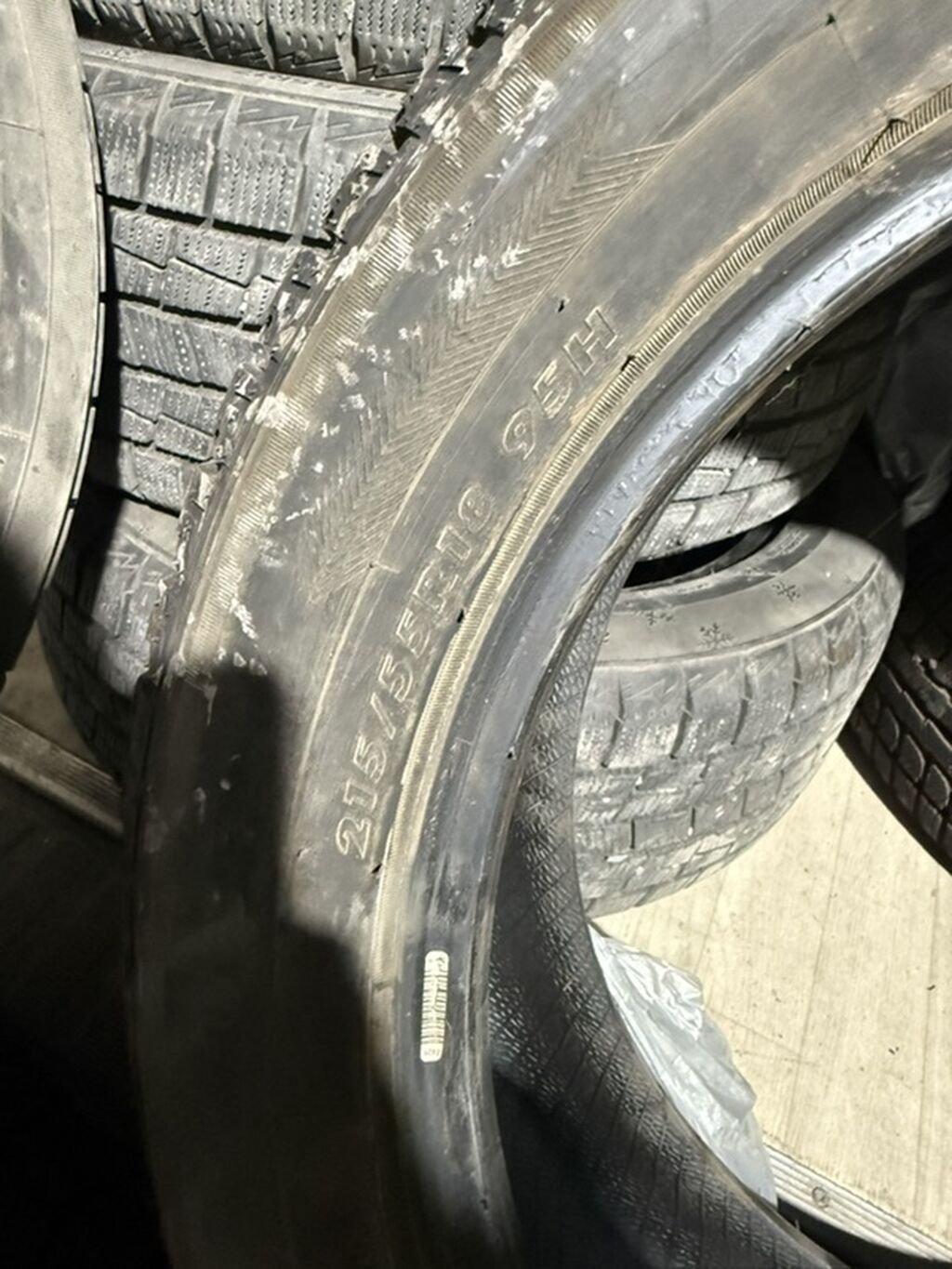 Зимние шины (набор из 4 шт.) - Размер: 215/55 R18 - Модель: Champiro: фото 3