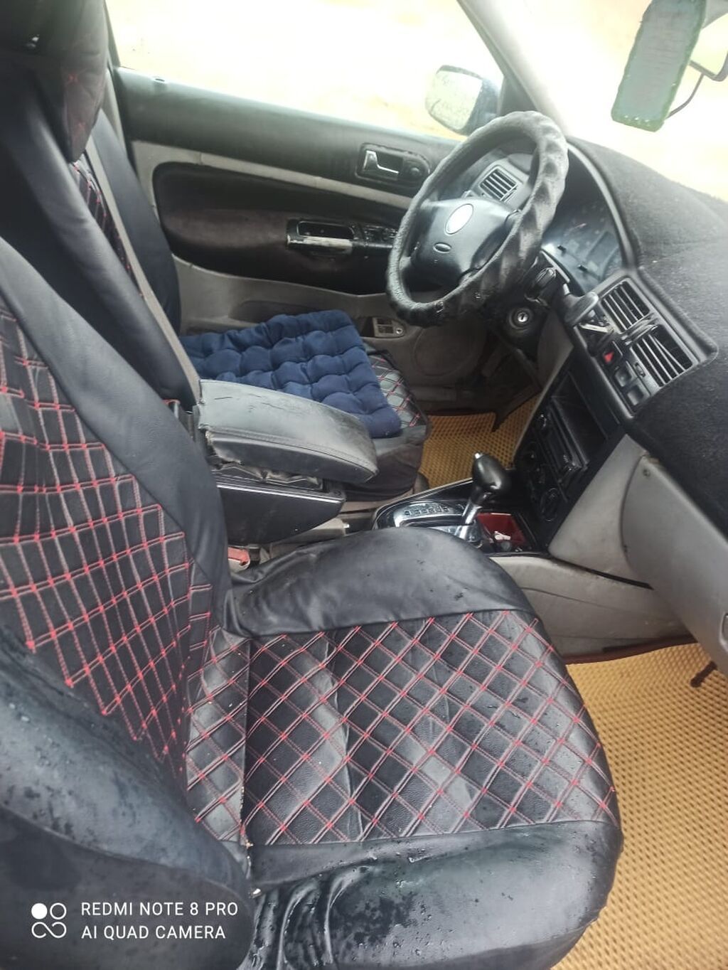 Volkswagen Bora: 2001 г., 1.6 л, Автомат, Бензин, Седан: фото 6