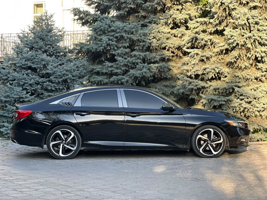 Honda Accord: 2018 г., 1.5 л, Автомат, Бензин, Седан: фото 3