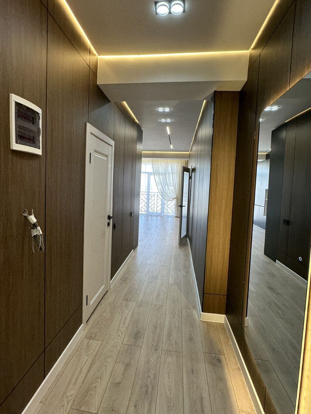 2 комнаты, 52 м², Джал мкр (в т.ч. Верхний, Нижний, Средний) Элитка, 11 этаж, Дизайнерский ремонт: фото 3