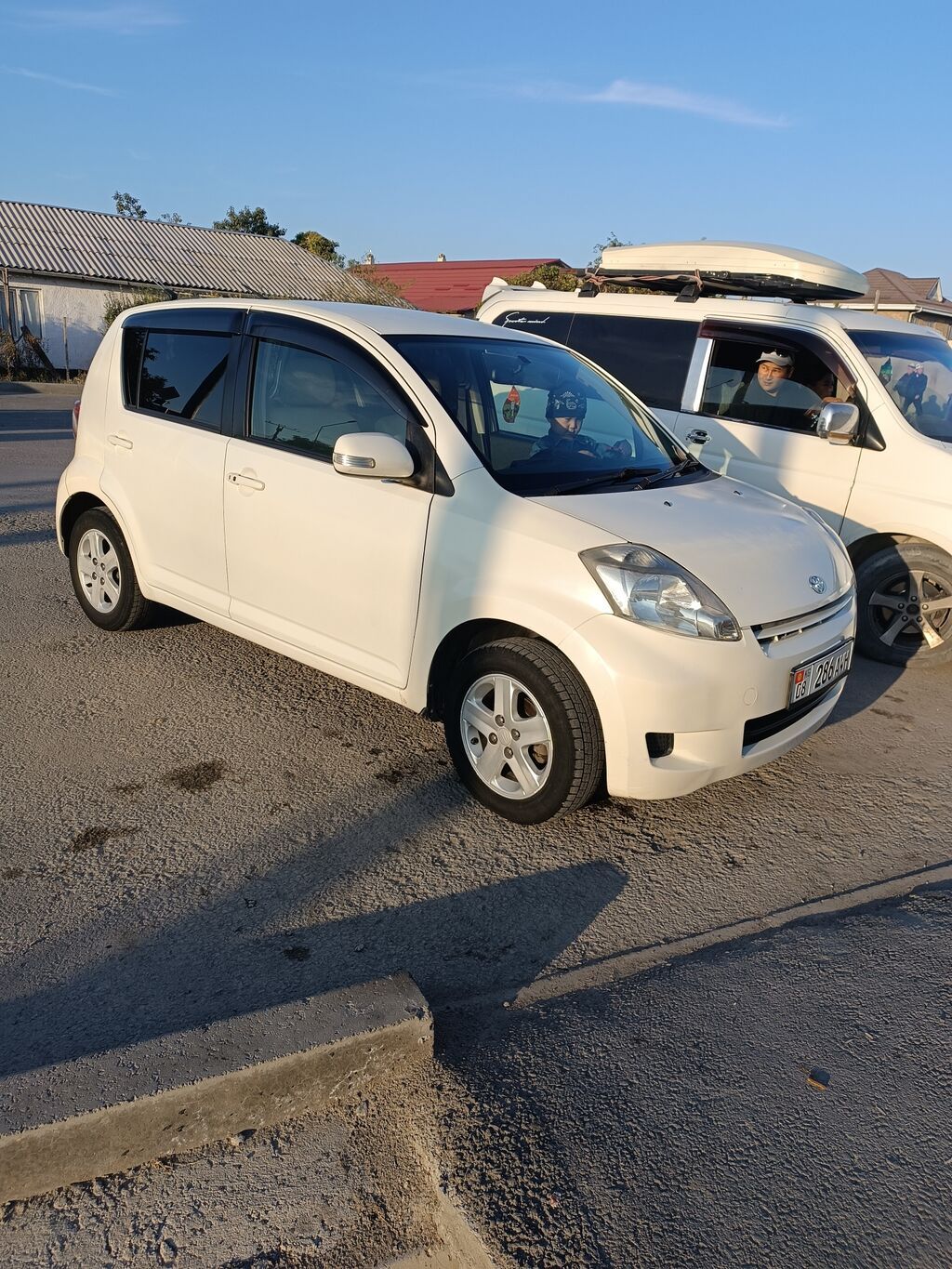 Toyota Passo: 2008 г., 1.3 л, Автомат, Бензин, Хэтчбэк: фото 4