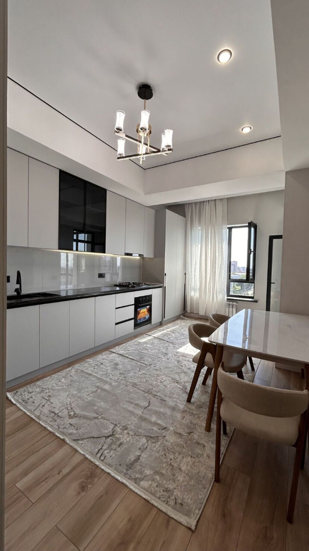 2 комнаты, 77 м², Гоин Элитка, 11 этаж, Дизайнерский ремонт: фото 6
