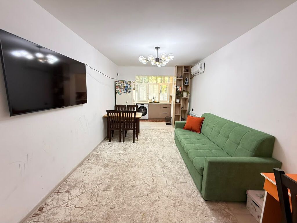2-комнатная (переделанная в 3-ку студию) 53 м² на 1 этаже в 104 серии: фото 2