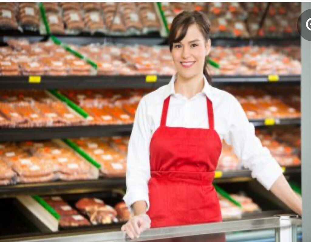 Требуется продавец-консультант в продуктовый магазин