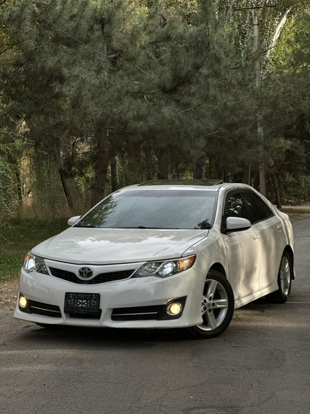 Toyota Camry: 2014 г., 2.5 л, Автомат, Бензин, Седан: фото 2