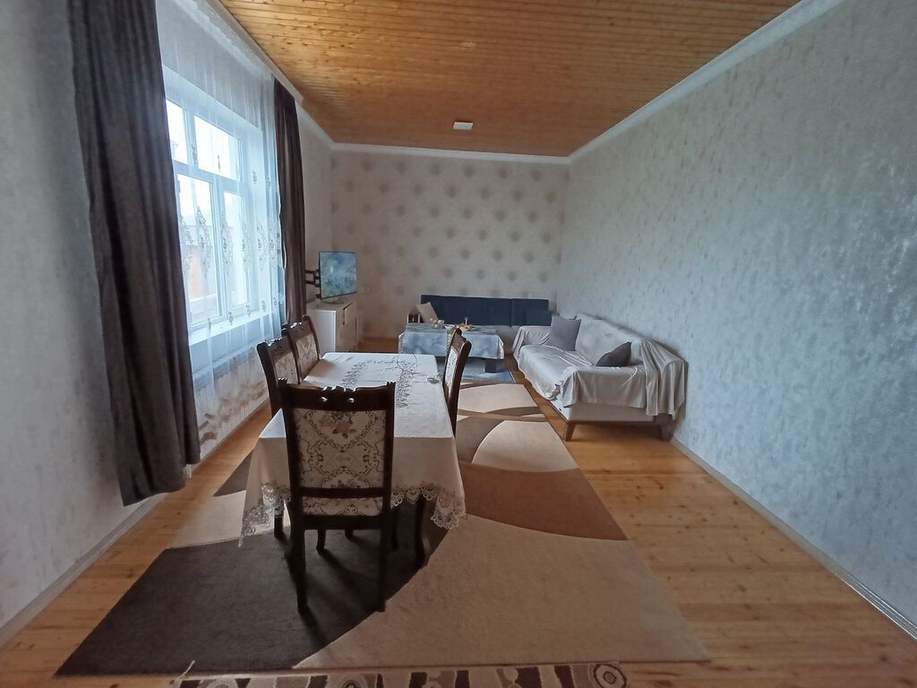 4 otaqlı, 120 kv. m, Yeni təmirli