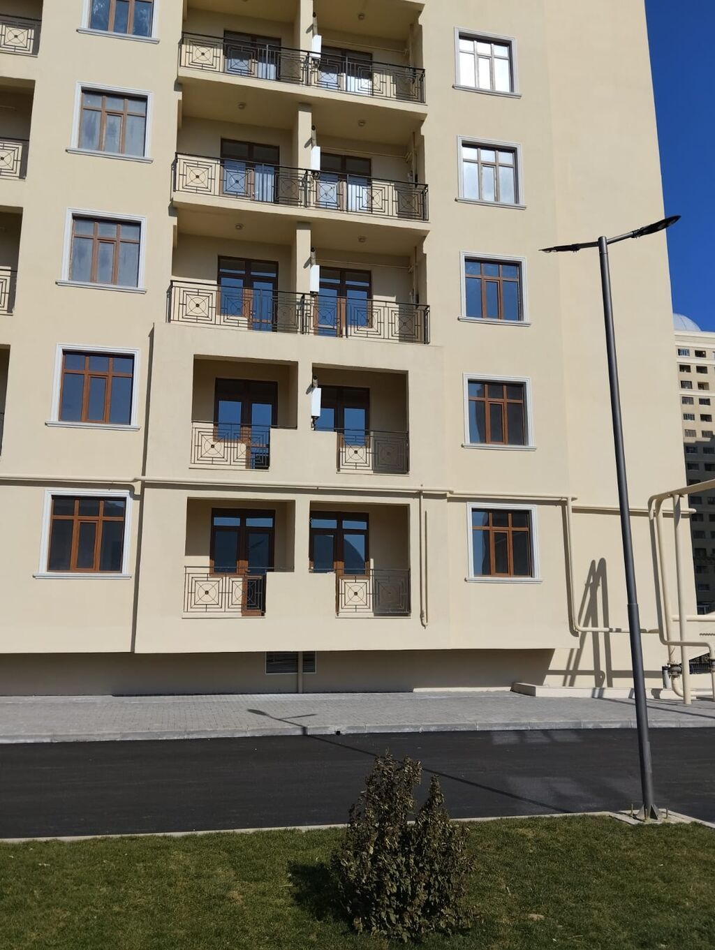 Bakı, Bibi Heybət, 4 otaqlı, Köhnə tikili, m. İçərişəhər, 133 kv. m