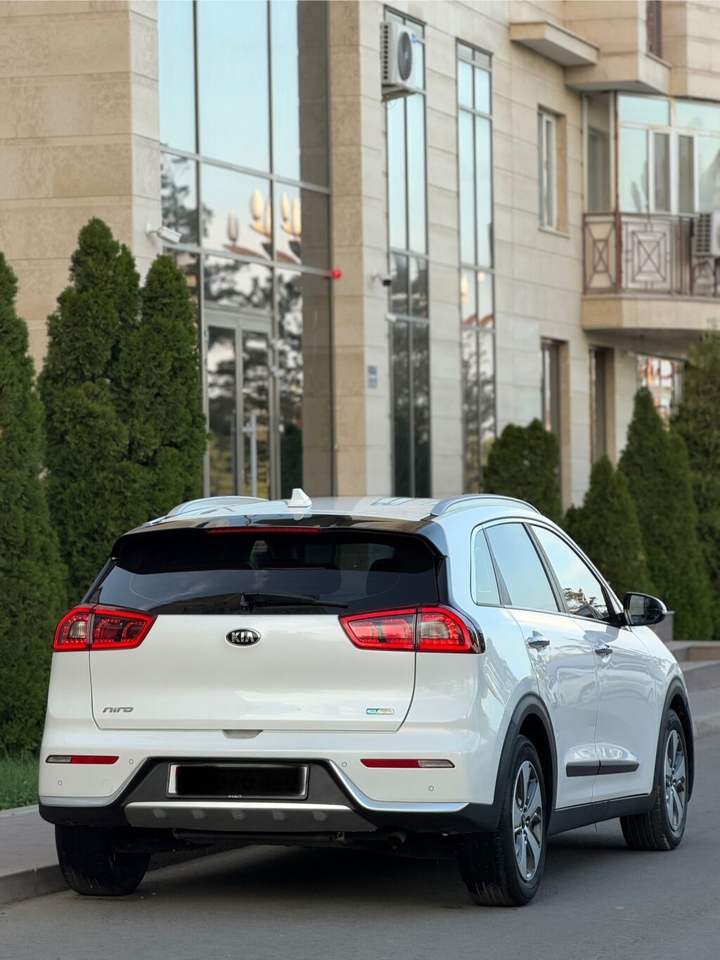 Kia Niro: 2019 г., 1.6 л, Автомат, Гибрид, Хэтчбэк: фото 5