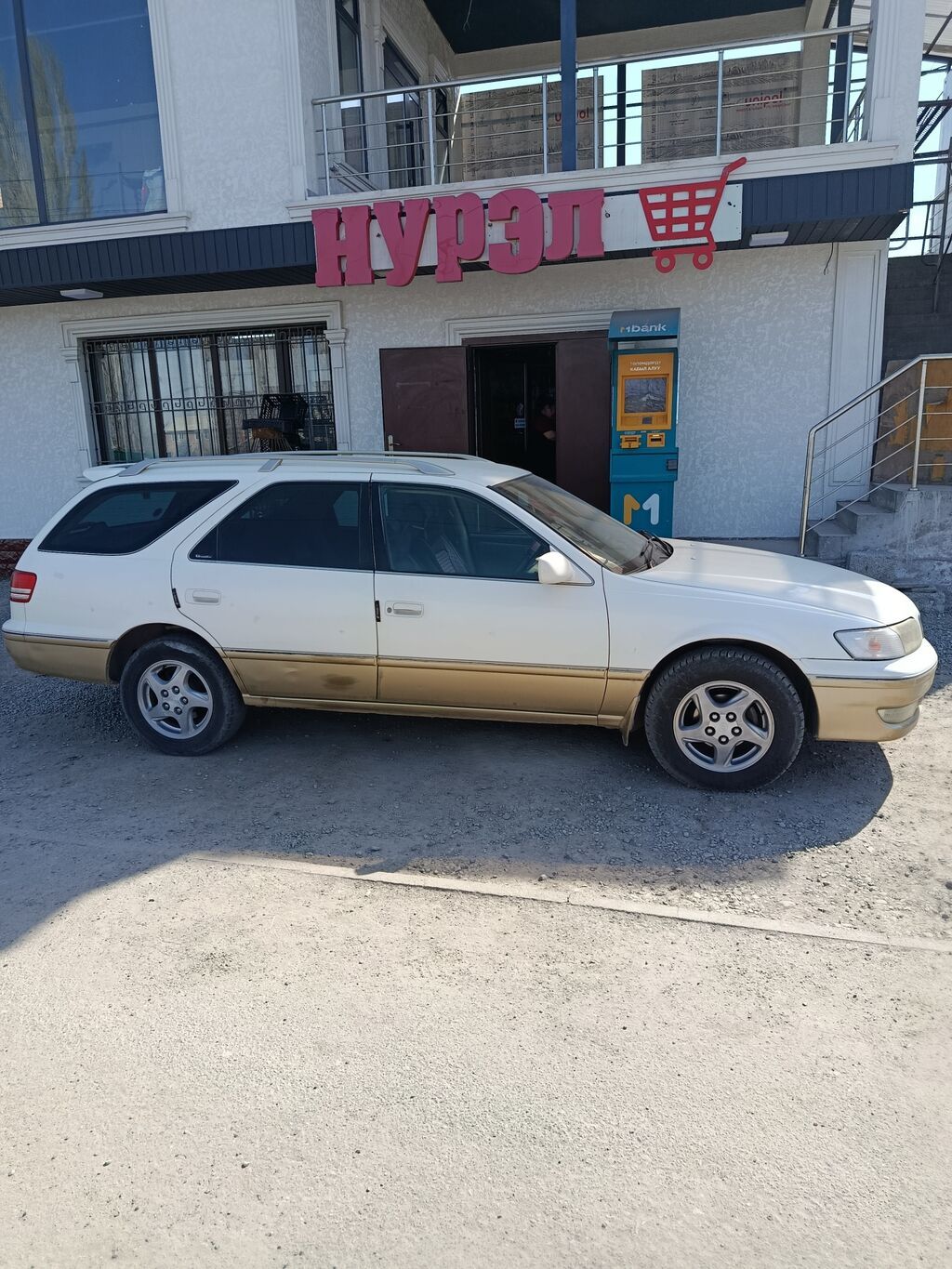 Toyota Mark II: 1997 г., 2.2 л, Автомат, Бензин, Универсал: фото 2