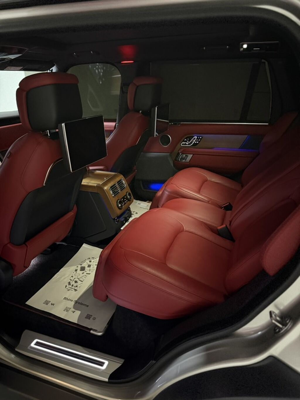 Land Rover Range Rover: 2020 г., 5 л, Автомат, Бензин, Внедорожник: фото 8