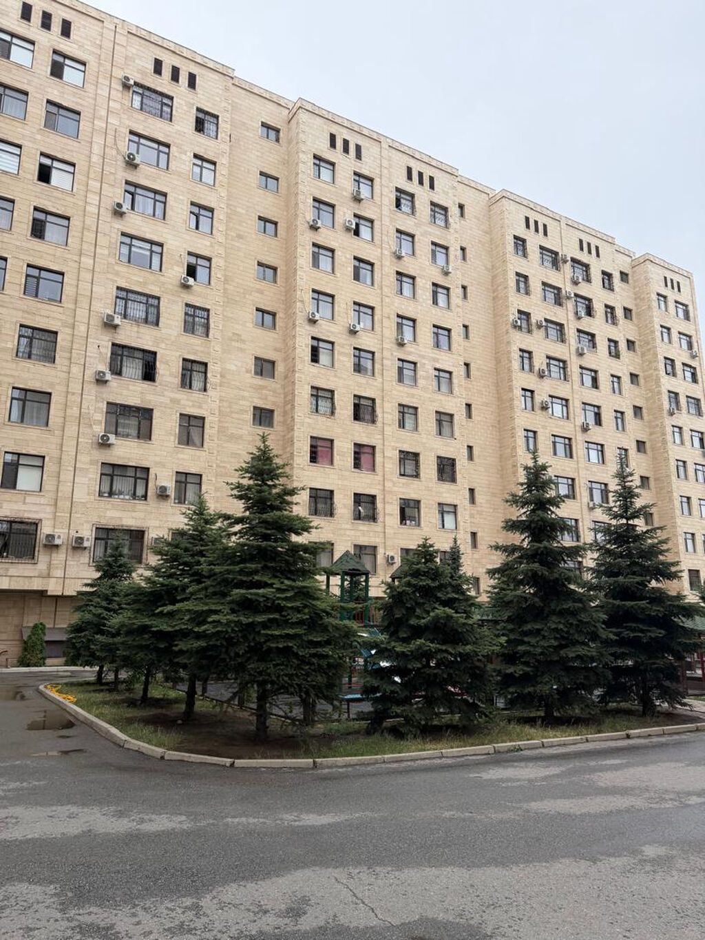 Сдаётся 3-комнатная квартира на длительный срок Район: Парк Ата-Тюрк: фото 2