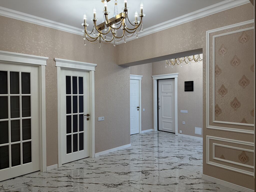 6-cı mikrorayon, 3 otaqlı, Yeni tikili, m. Azadlıq Prospekti, 132 kv. m