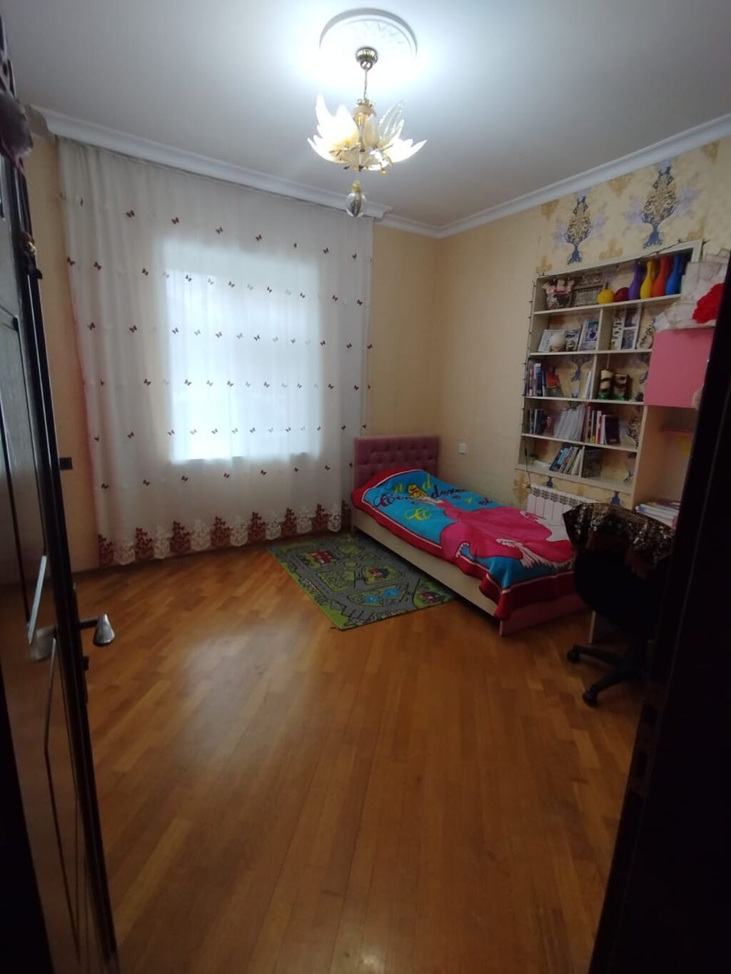Binə 5 otaqlı, 145 kv. m, Kredit yoxdur, Orta təmir