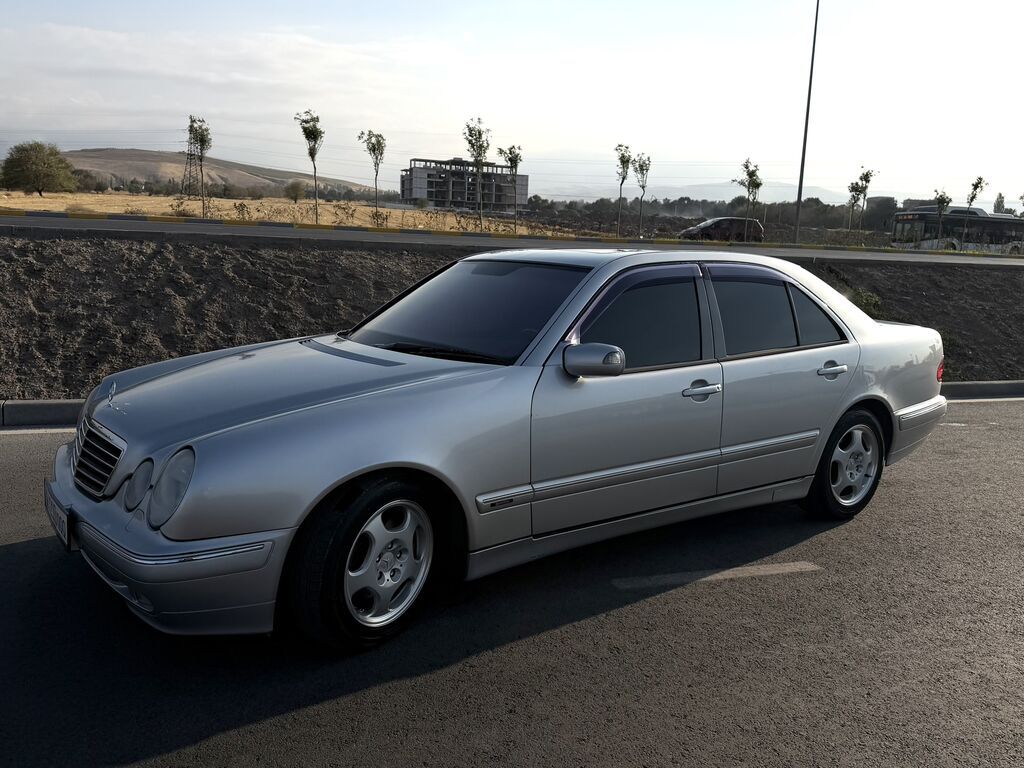 Mercedes-Benz E-Class: 2000 г., 4.3 л, Автомат, Бензин, Седан: фото 5