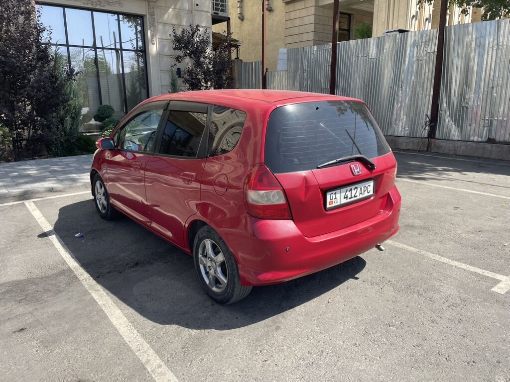 Honda Fit: 2007 г., 1.3 л, Автомат, Бензин, Хэтчбэк: фото 6