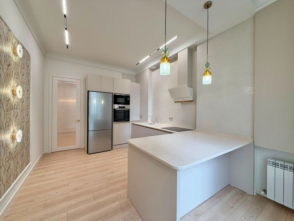 2 комнаты, 75 м², Асанбай мкр Элитка, 1 этаж, Дизайнерский ремонт: фото 3