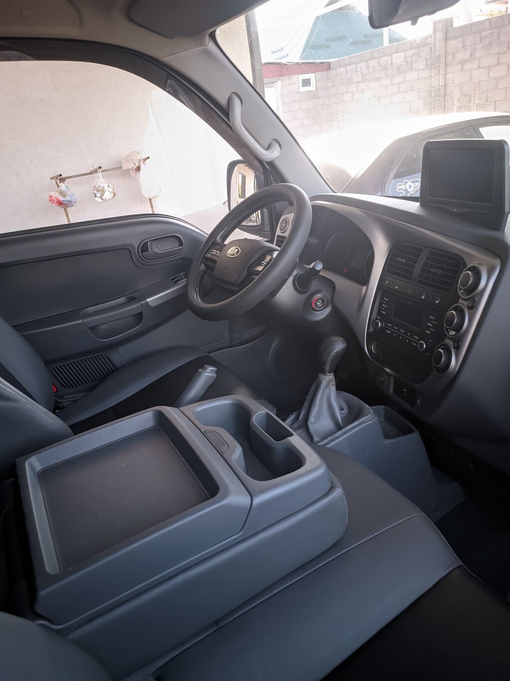Kia Bongo газ на механике осмотр город Бишкек. состояние идеальное на: фото 6