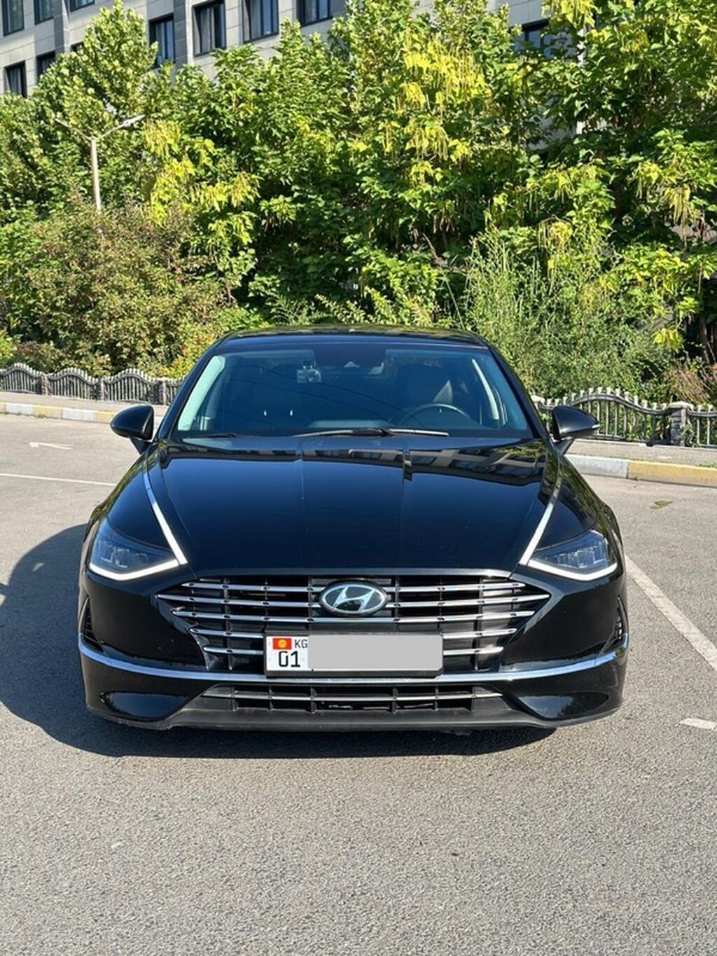 Hyundai Sonata: 2022 г., 2 л, Автомат, Гибрид, Седан: фото 2